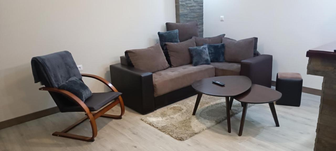 Tajna037 Appartement Kruševac Buitenkant foto